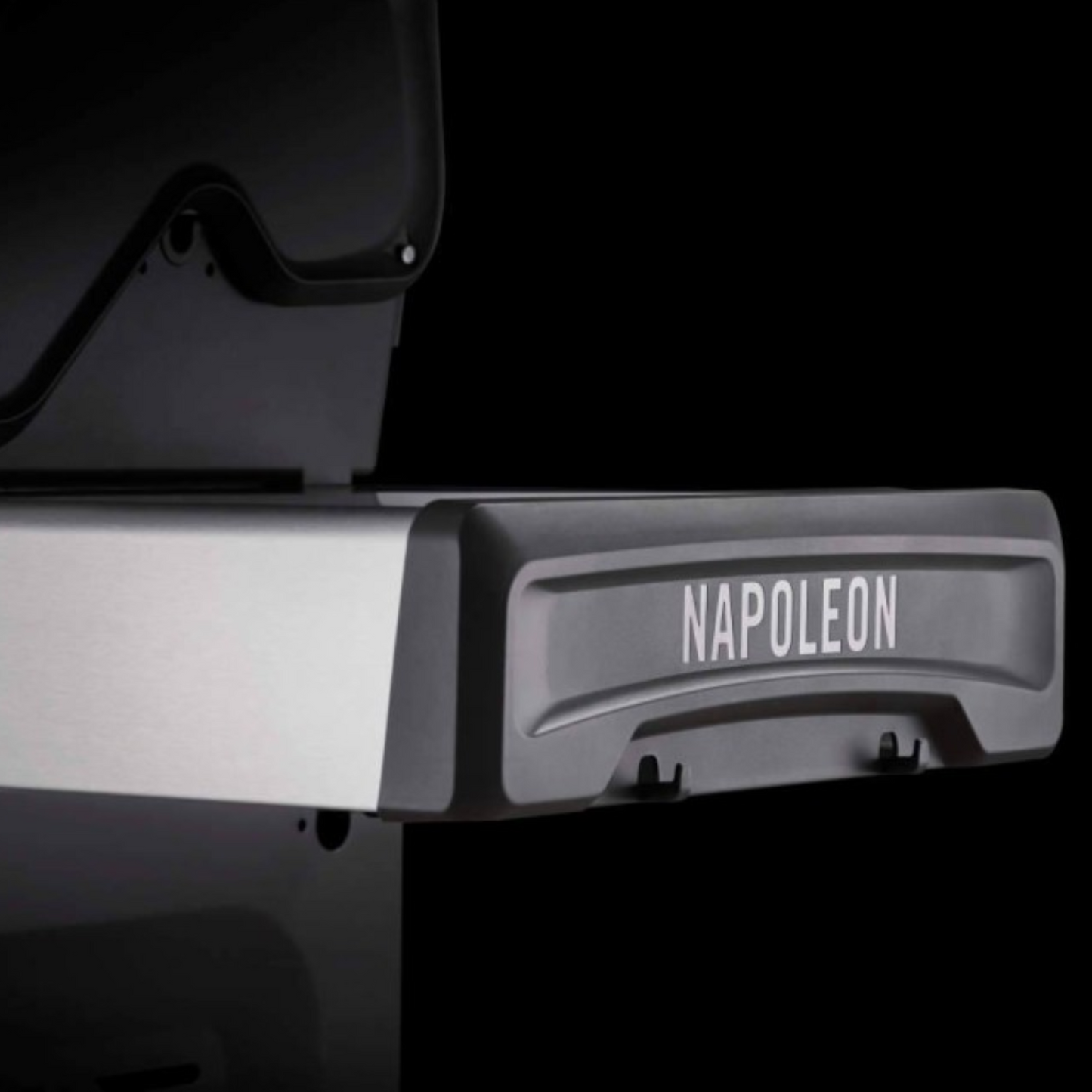 Napoleon Rogue SE 425 Stainless Steel Gas BBQ RSE425RSIBPSS-1 with Infrared Side Burner & Rear Burner | Free Cover & Rotisserie